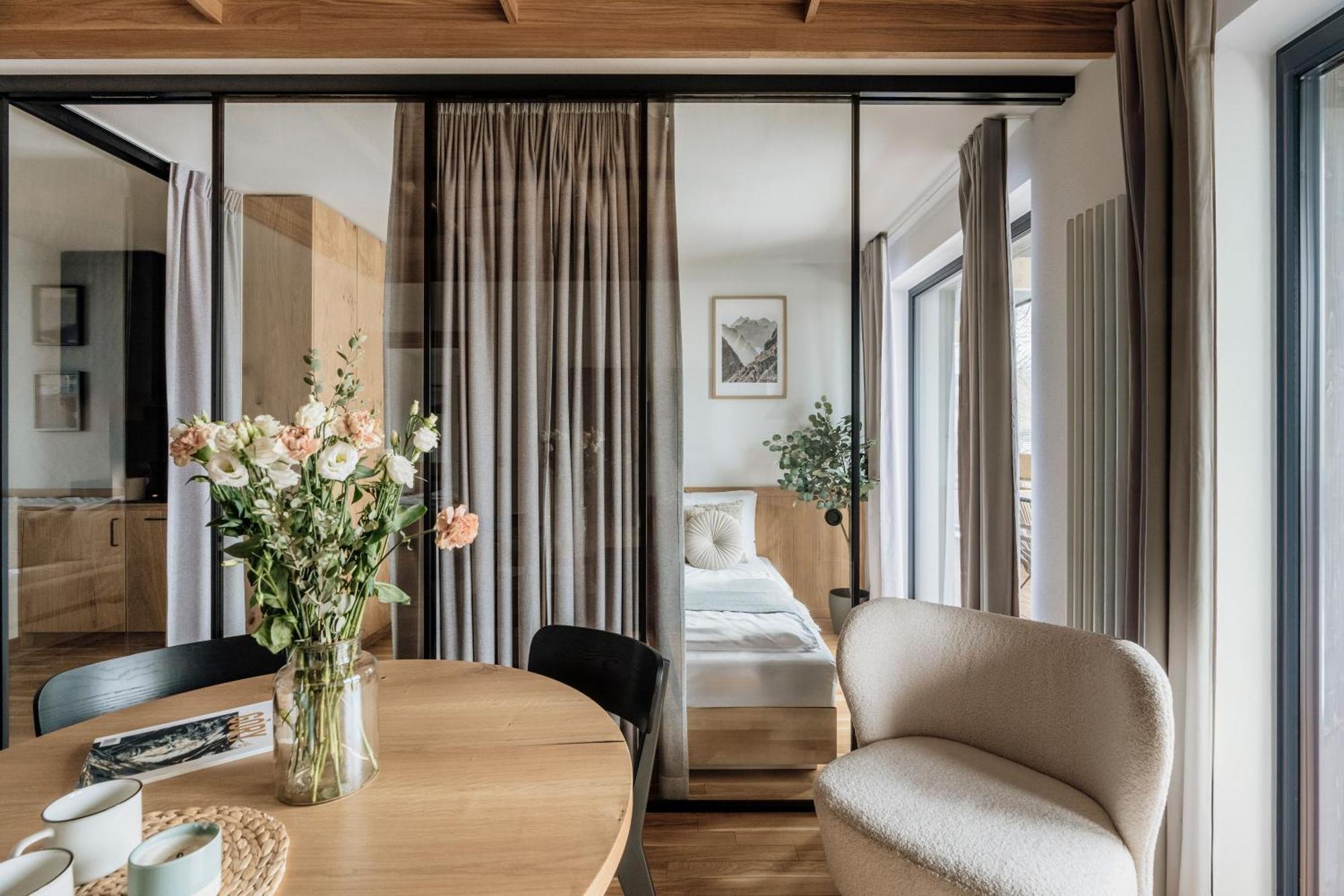 White Hills Aparthotel & Spa - Loft Affair Białka Tatrzańska Extérieur photo